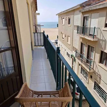 Junto A Praia Nazare Exterior photo