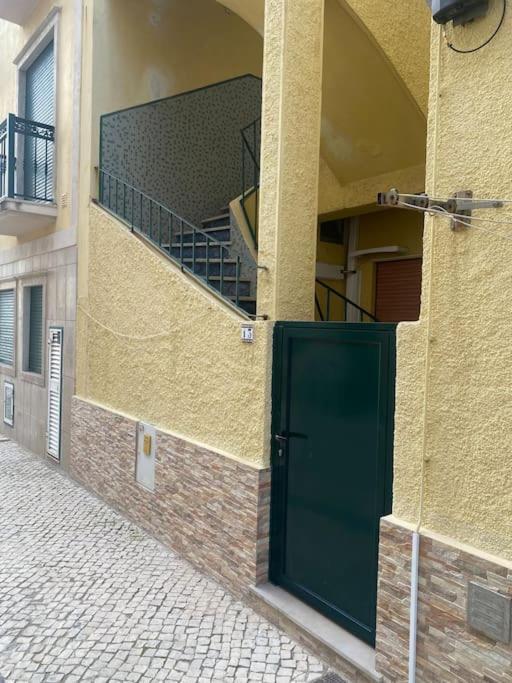 Apartment Junto A *